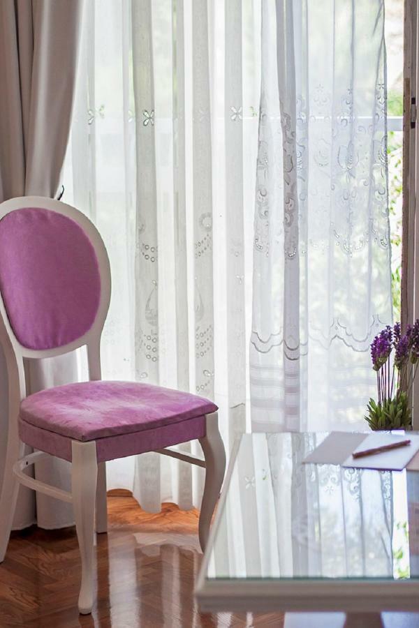 Apartment Milana - Cozy Stay With Free Parking Split Ngoại thất bức ảnh