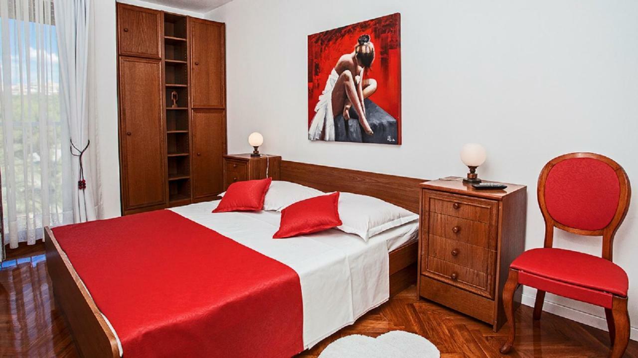 Apartment Milana - Cozy Stay With Free Parking Split Ngoại thất bức ảnh